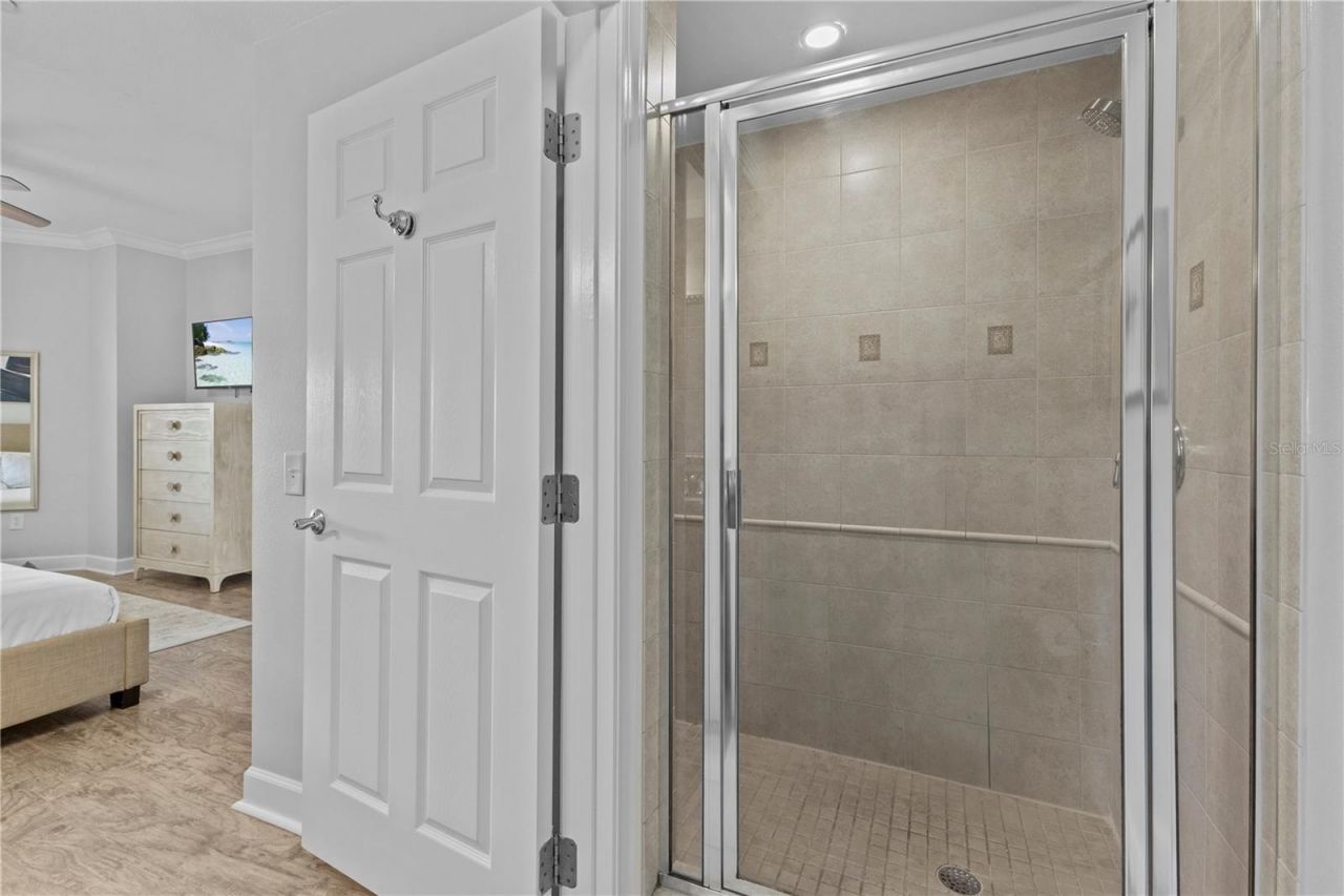 1354 Centre Court Ridge Drive , Unit 302, Reunion, FL 34747 Photo