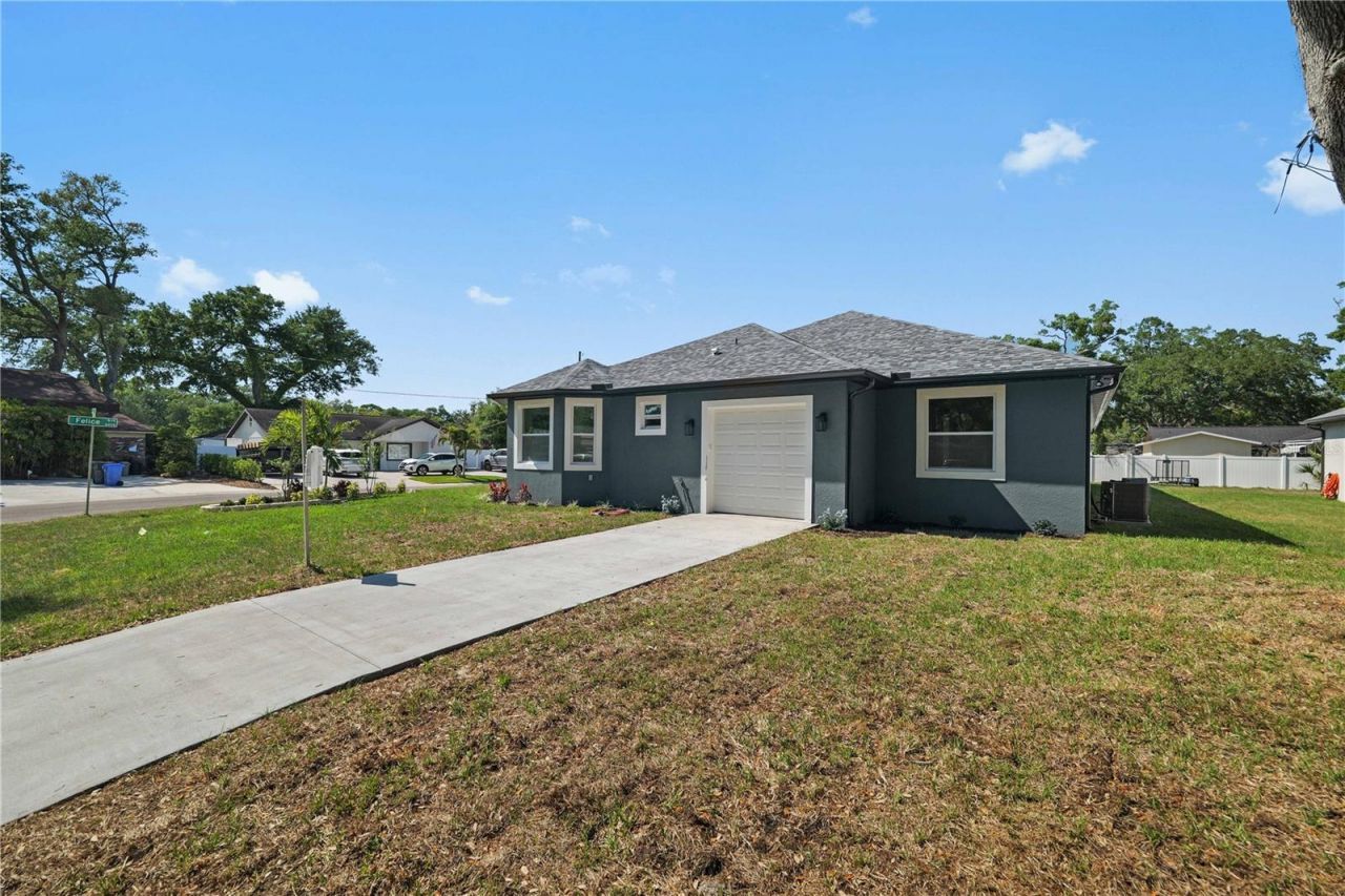 6401 Felice Avenue , Tampa, FL 33614 Photo