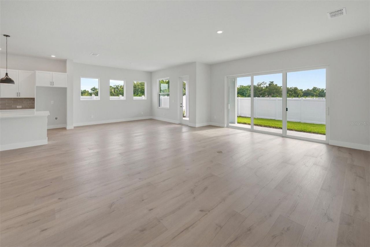 6823 Heron Meadow Drive, Sarasota, FL 34241 Photo