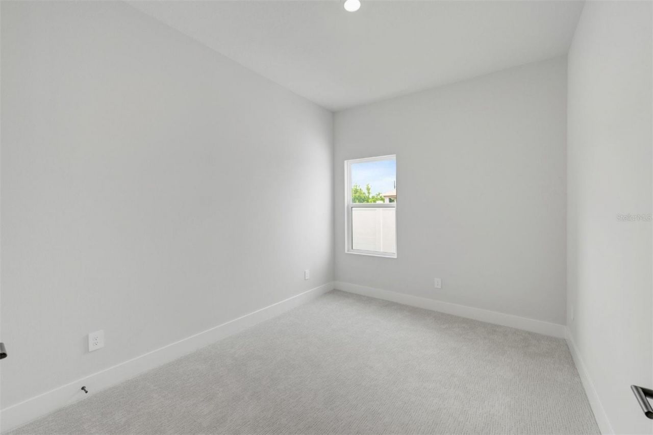 6823 Heron Meadow Drive, Sarasota, FL 34241 Photo