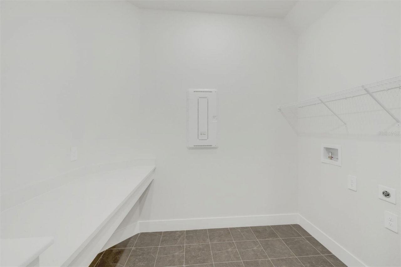 6823 Heron Meadow Drive, Sarasota, FL 34241 Photo