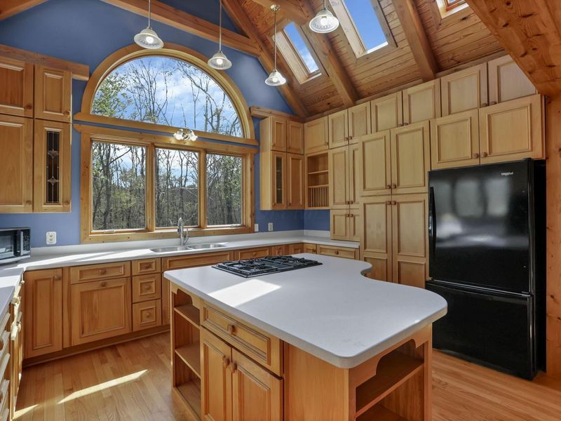 67230 Creek Road , McArthur, OH 45651 Photo 10