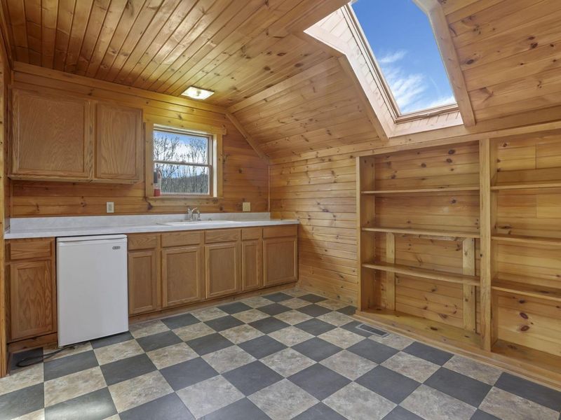 67230 Creek Road , McArthur, OH 45651 Photo 43