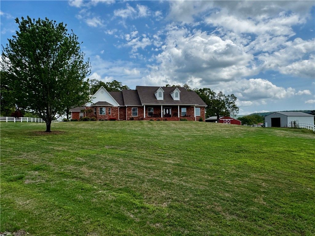 31 Caballo Ranch Road, Russellville, AR 72802 Main Photo