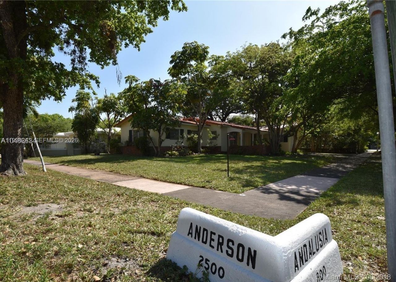 800 Andalusia Ave, Coral Gables, FL 33134 Photo