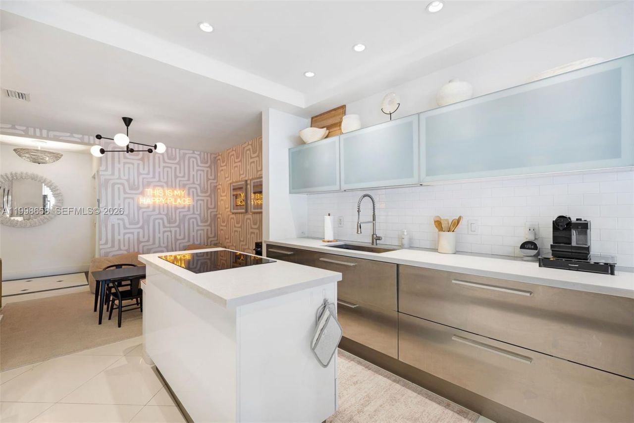 1415 Sunset Harbour Dr, Unit TH-102, Miami Beach, FL 33139 Photo