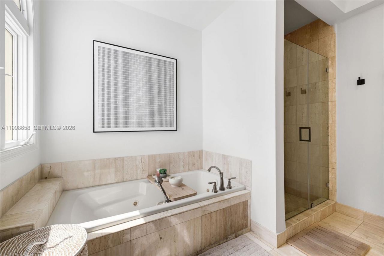 1415 Sunset Harbour Dr, Unit TH-102, Miami Beach, FL 33139 Photo