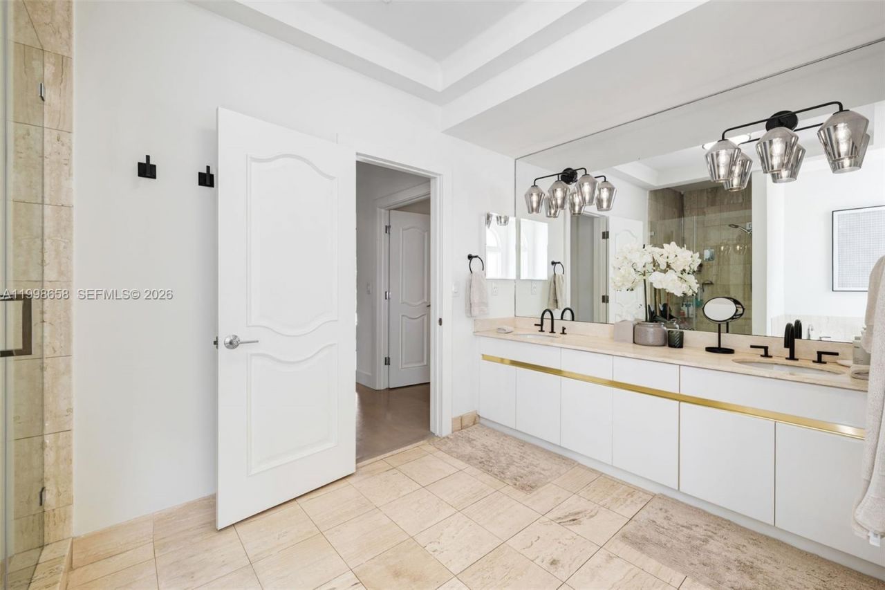 1415 Sunset Harbour Dr, Unit TH-102, Miami Beach, FL 33139 Photo
