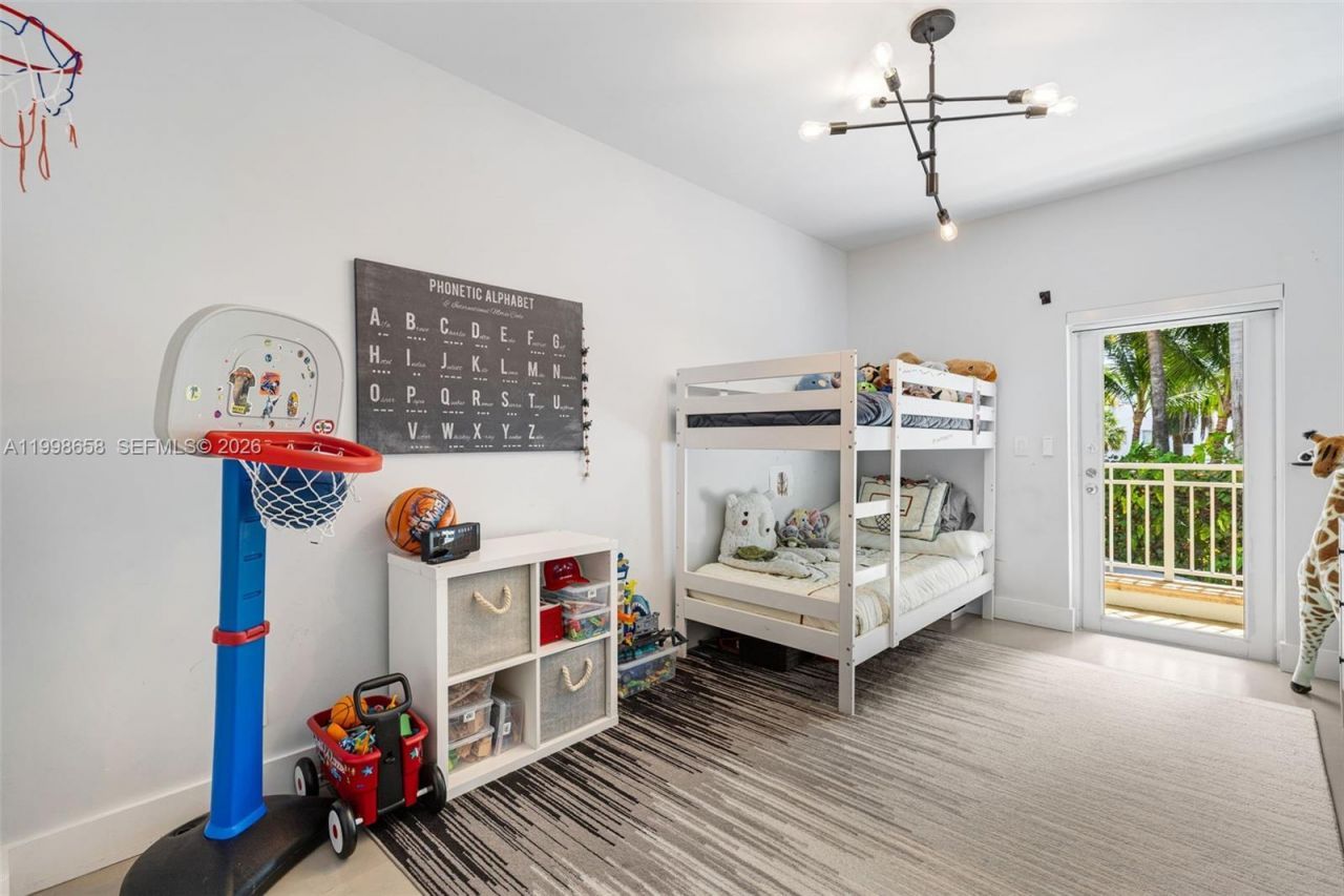 1415 Sunset Harbour Dr, Unit TH-102, Miami Beach, FL 33139 Photo