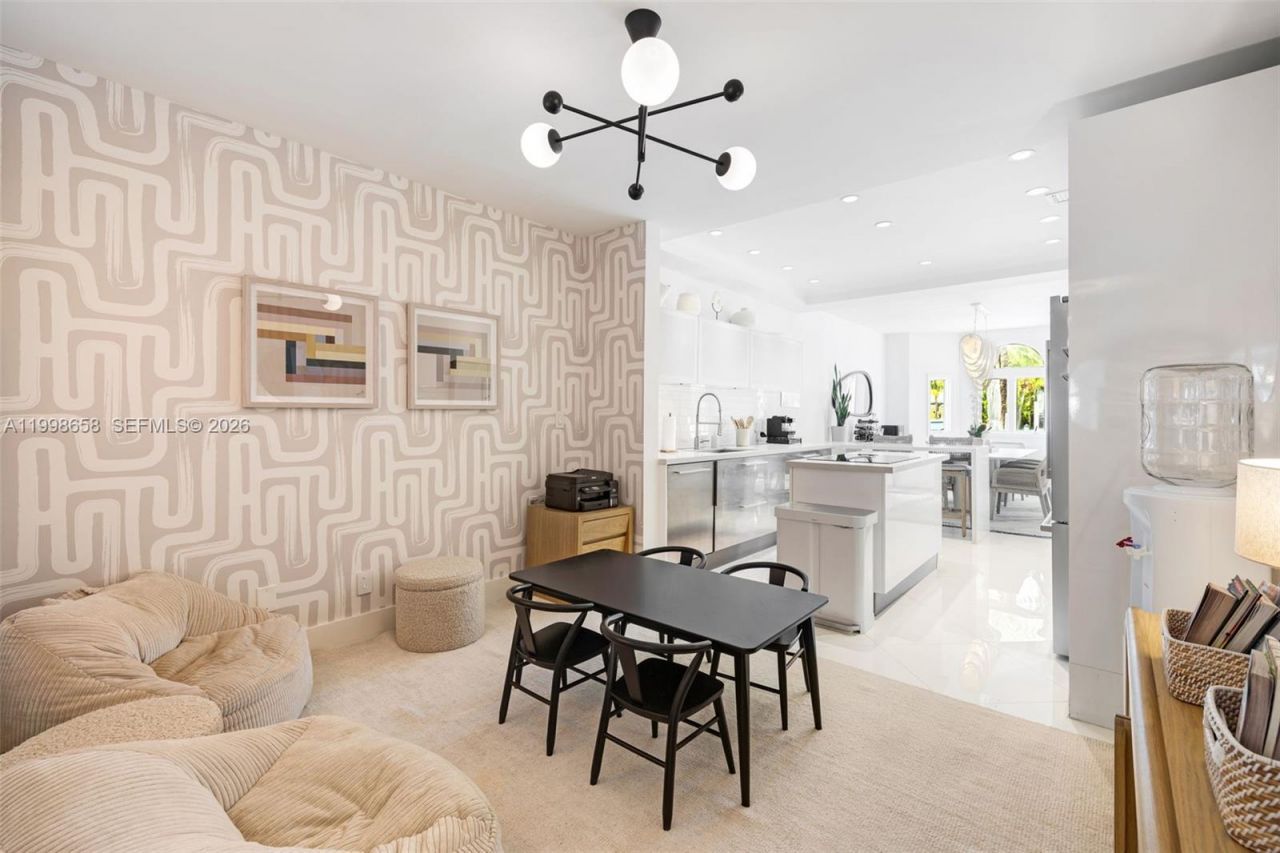 1415 Sunset Harbour Dr, Unit TH-102, Miami Beach, FL 33139 Photo