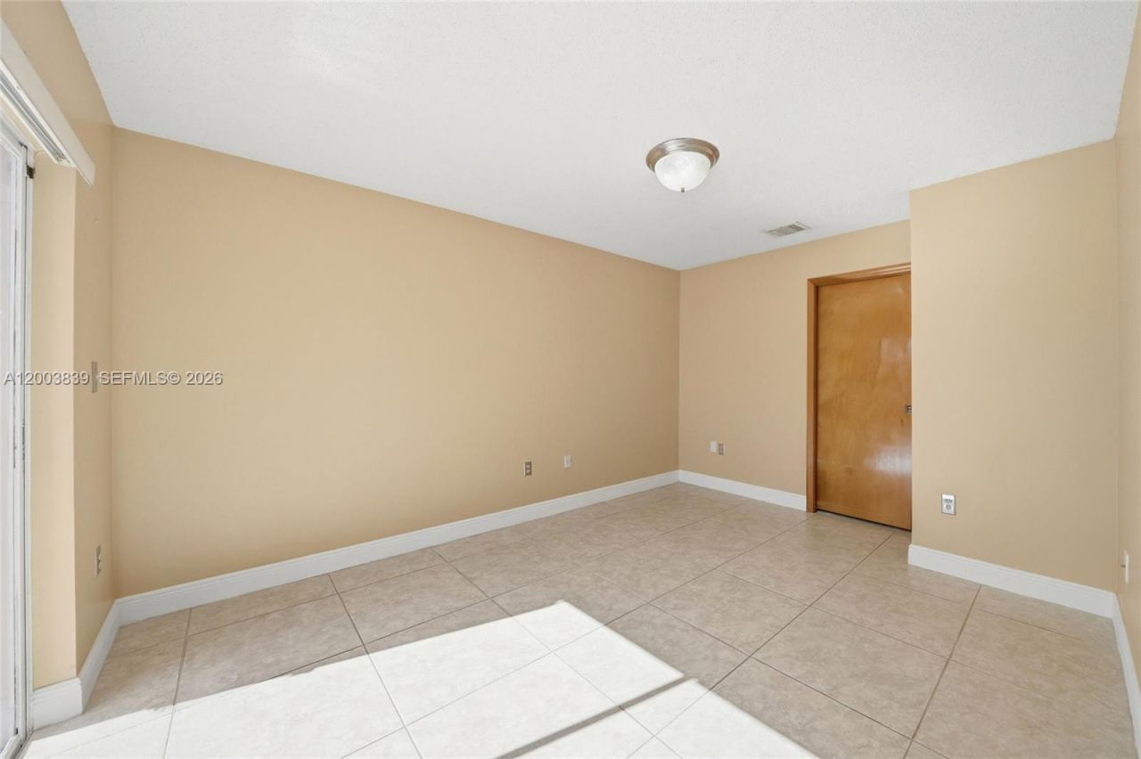 631 SW 88th Ct , Miami, FL 33174 Photo