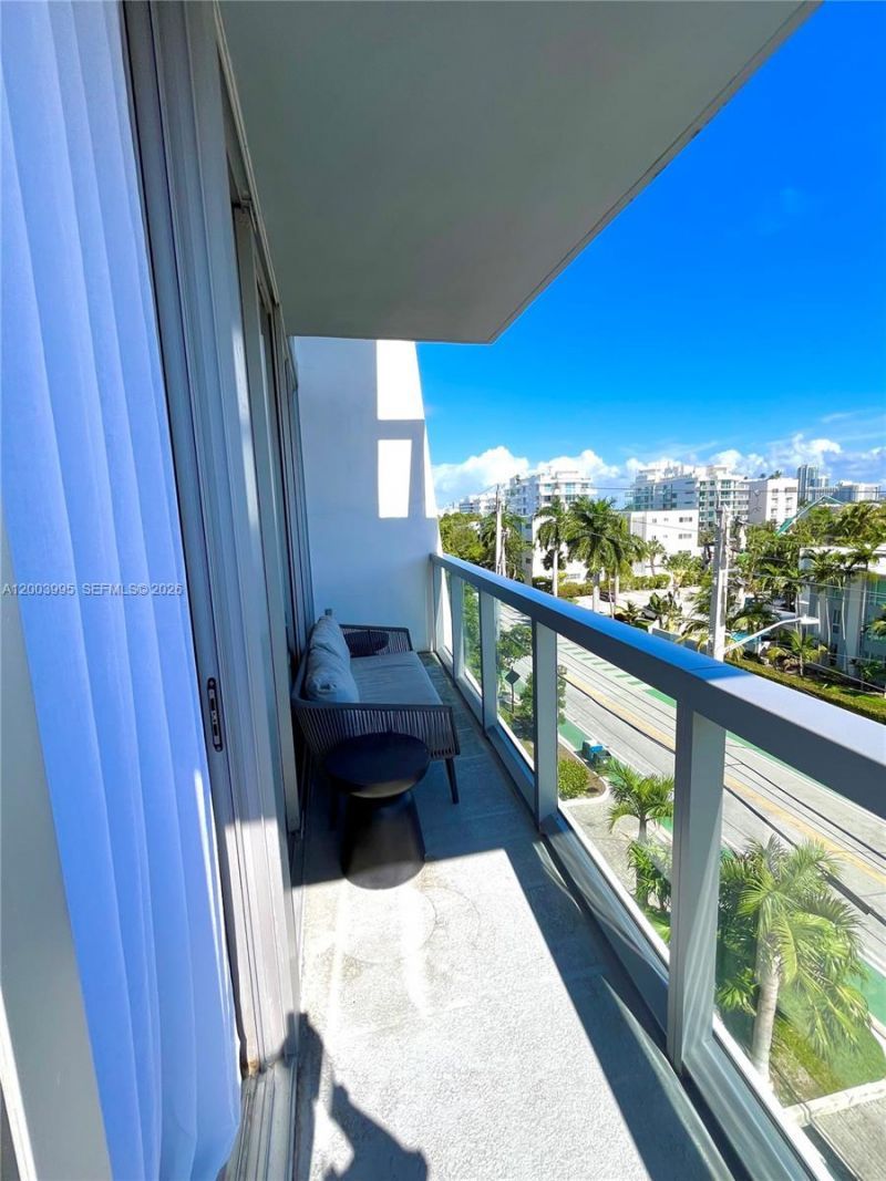 9940 W Bay Harbor Dr , Unit 5A-N, Bay Harbor Islands, FL 33154 Photo