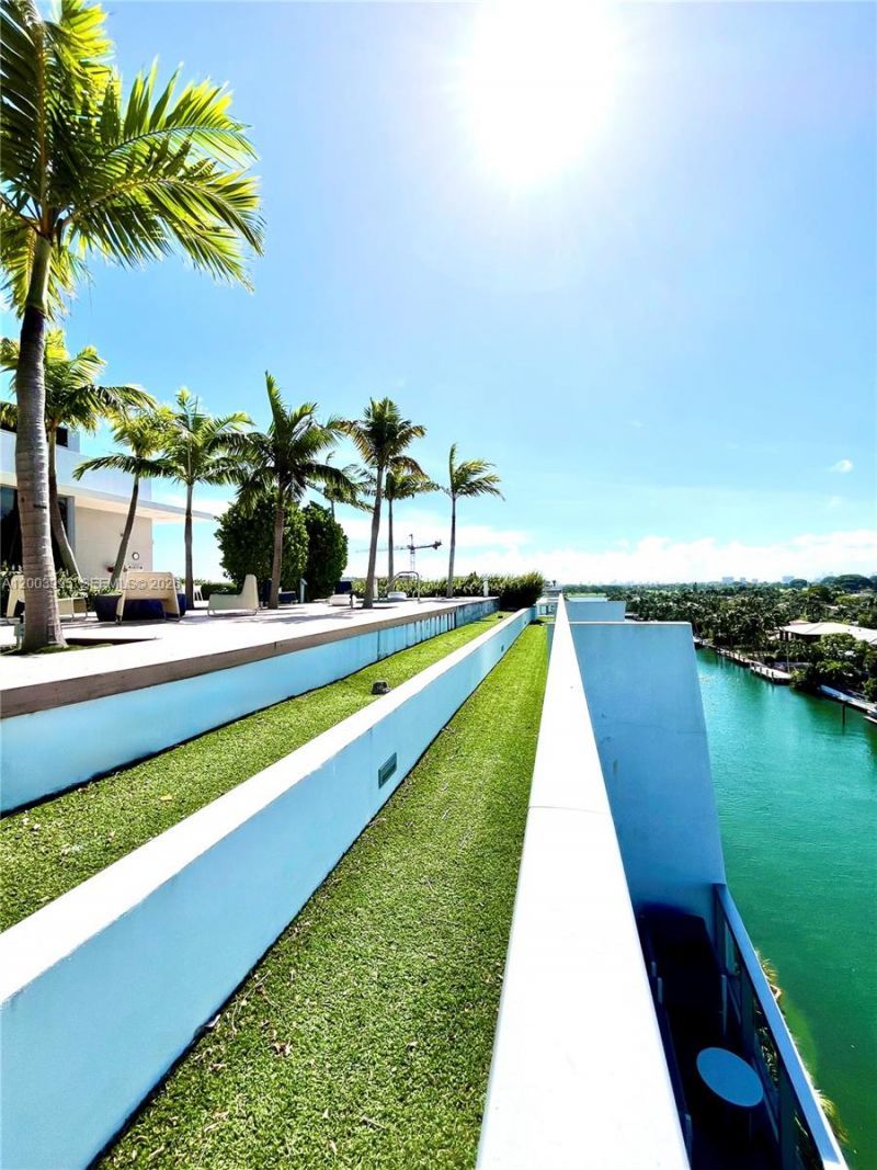 9940 W Bay Harbor Dr , Unit 5A-N, Bay Harbor Islands, FL 33154 Photo