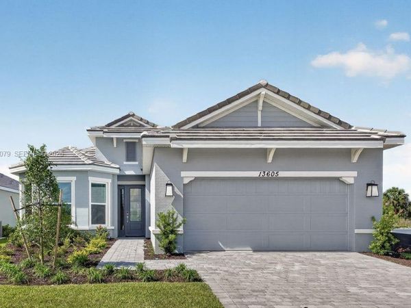 13605 SW Alejandro Court, Port St. Lucie, FL 34987