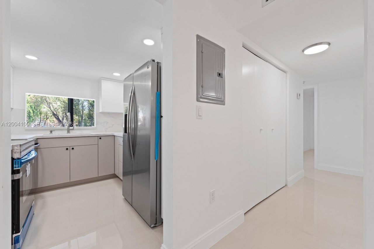 9440 W Flagler St , Unit 106, Miami, FL 33174 Photo