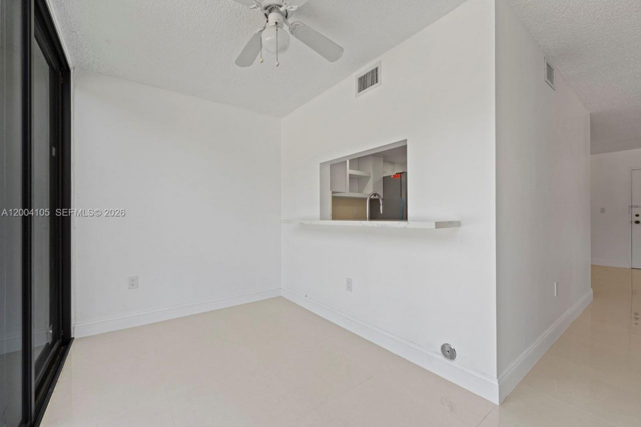 9440 W Flagler St , Unit 106, Miami, FL 33174 Photo