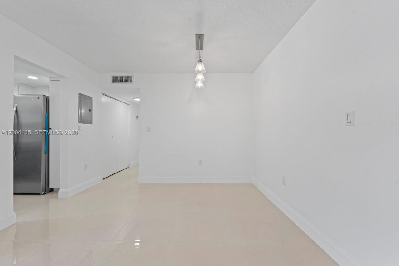 9440 W Flagler St , Unit 106, Miami, FL 33174 Photo