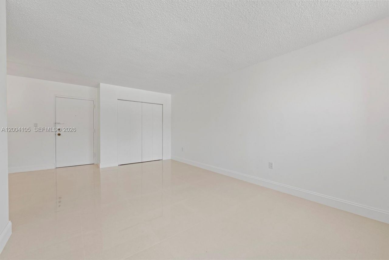 9440 W Flagler St , Unit 106, Miami, FL 33174 Photo