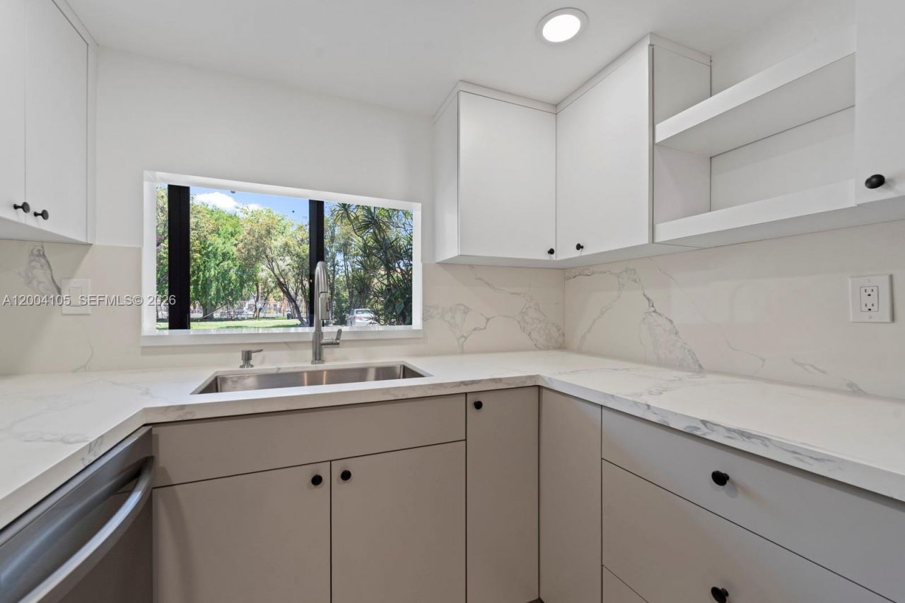 9440 W Flagler St , Unit 106, Miami, FL 33174 Photo