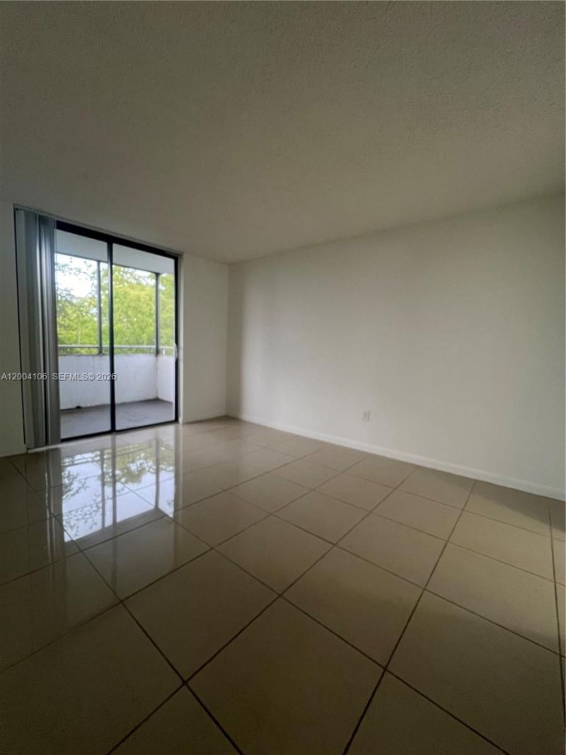 8335 SW 152 Av , Unit B-401, Miami, FL 33193 Photo