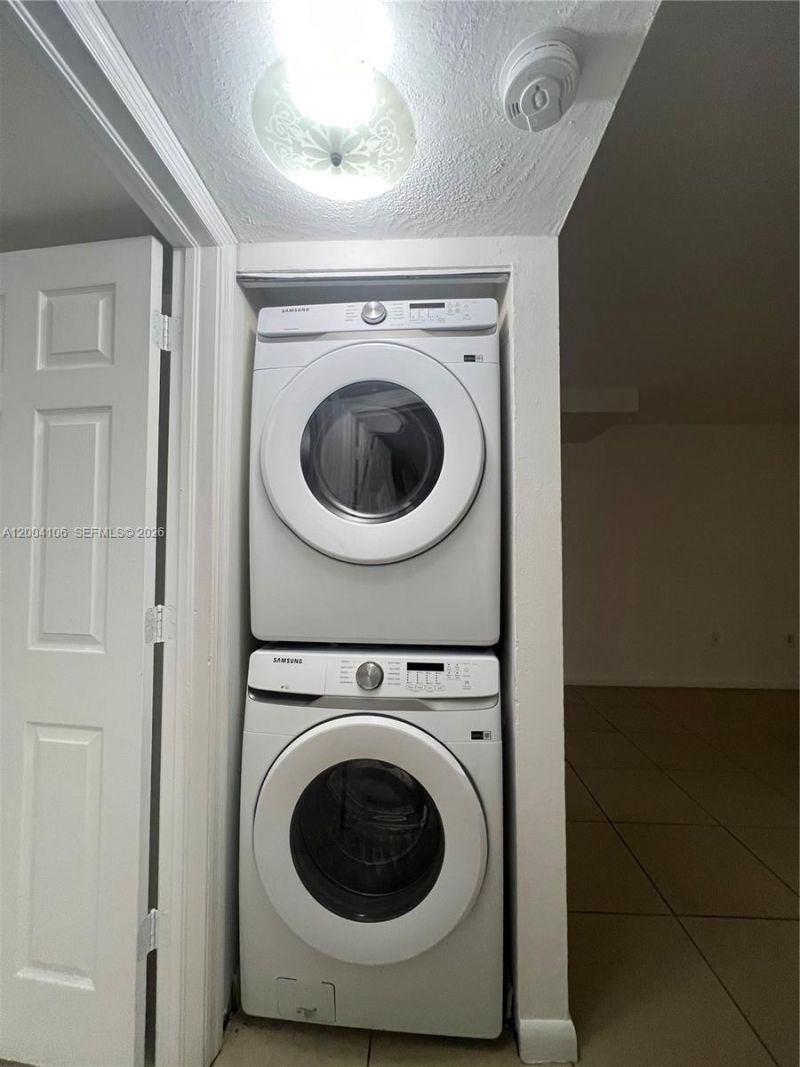 8335 SW 152 Av , Unit B-401, Miami, FL 33193 Photo