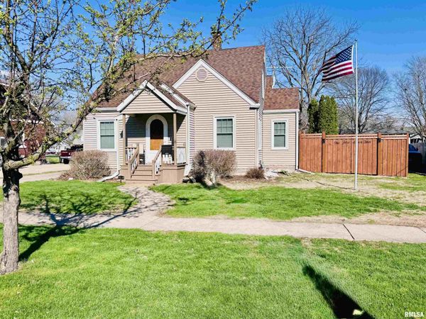 1073 JEFFERSON Street, Galesburg, IL 61401