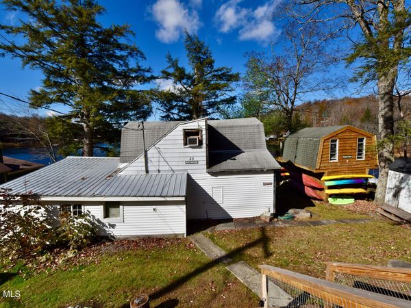 33 Main Street, Middle Grove, NY 12850