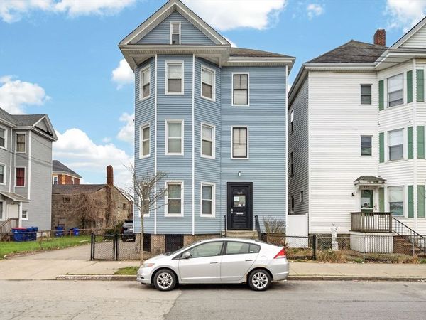 328 Sawyer St, New Bedford, MA 02746