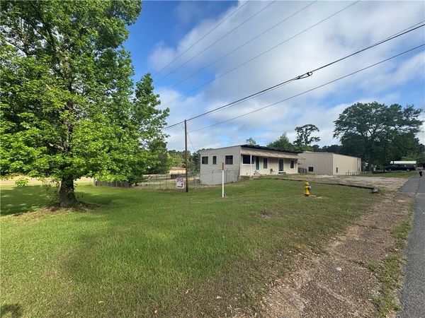 4309 SHREVEPORT Highway, Pineville, LA 71360