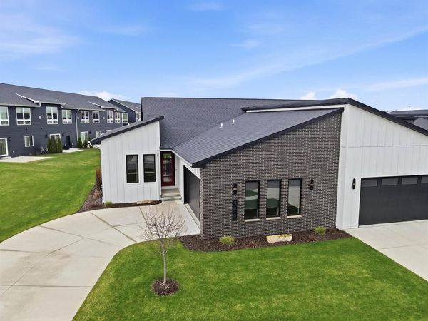 396 ALDON CIRCLE, Green Bay, WI 54304
