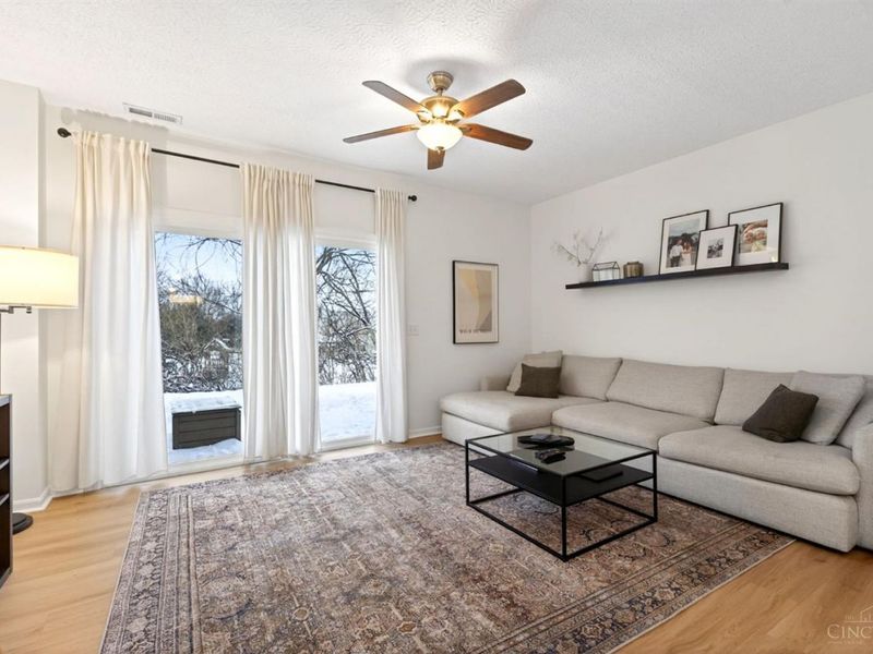 4335 Towneside Court, Mason, OH 45040 Photo 12