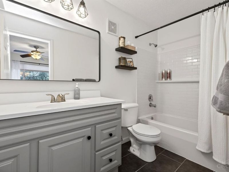 4335 Towneside Court, Mason, OH 45040 Photo 18