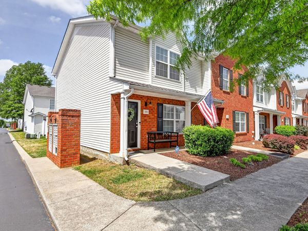 1011 Wolves Den Pl , Murfreesboro, TN 37128