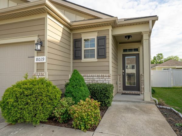 8019 Craighead Dr, Lebanon, TN 37087