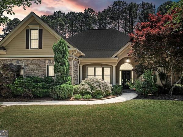 152 Fairway View Crossing, Acworth, GA 30101