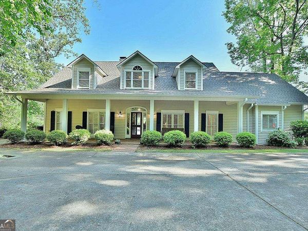 540 Hall Drive, Hamilton, GA 31811