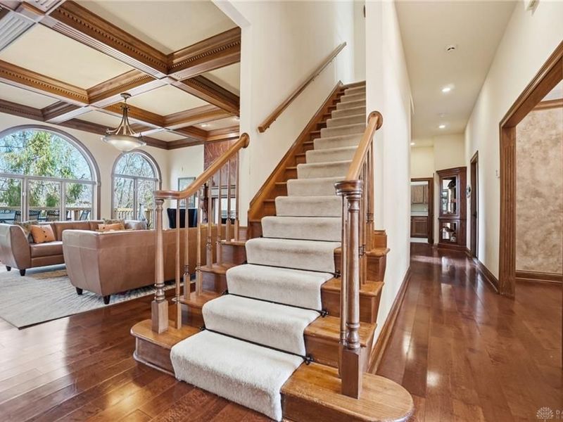 1963 Scenic Hills Court, Washington Township, OH 45459 Photo 2