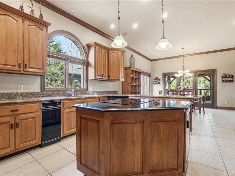 1963 Scenic Hills Court, Washington Township, OH 45459 Photo 24