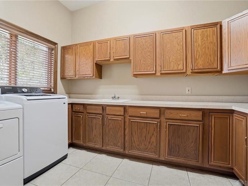 1963 Scenic Hills Court, Washington Township, OH 45459 Photo 31