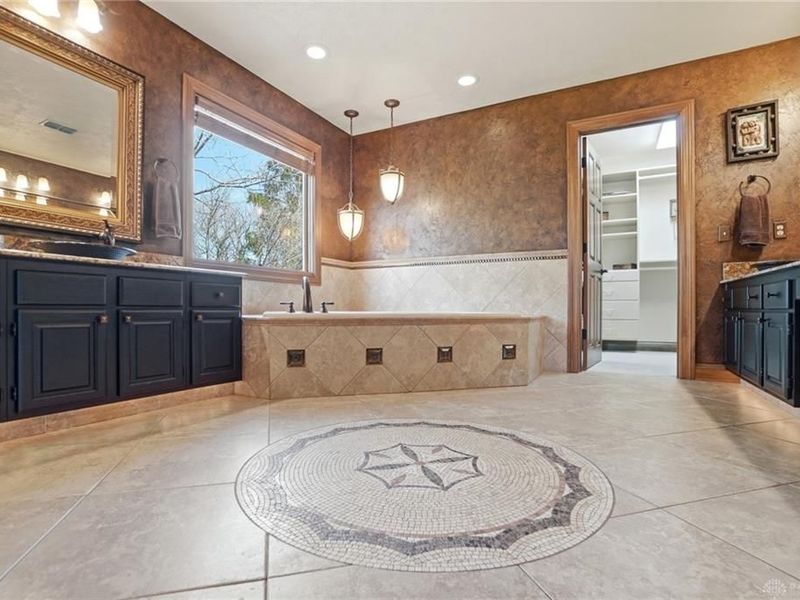 1963 Scenic Hills Court, Washington Township, OH 45459 Photo 44