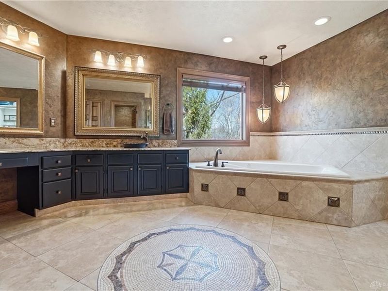 1963 Scenic Hills Court, Washington Township, OH 45459 Photo 45