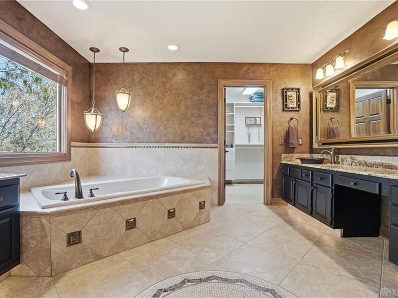 1963 Scenic Hills Court, Washington Township, OH 45459 Photo 51