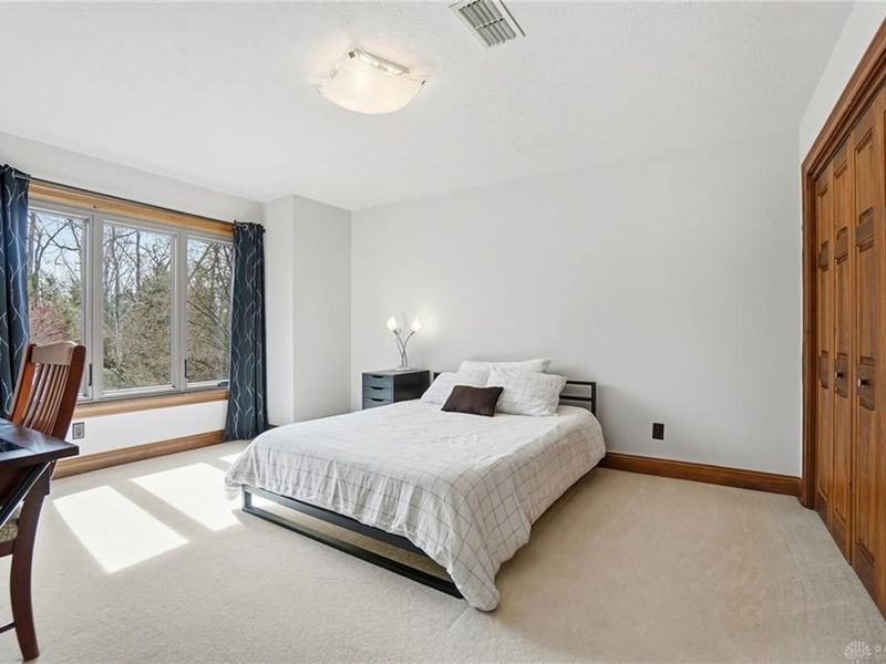 1963 Scenic Hills Court, Washington Township, OH 45459 Photo 57