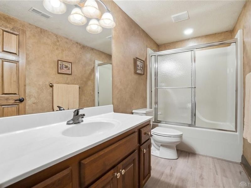 1963 Scenic Hills Court, Washington Township, OH 45459 Photo 84