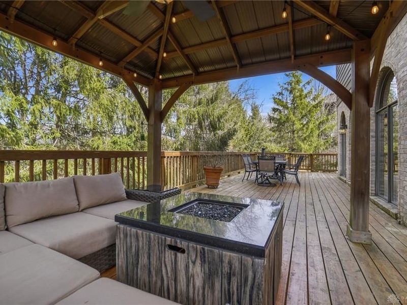 1963 Scenic Hills Court, Washington Township, OH 45459 Photo 93