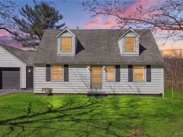 69 E Hill Street , Gowanda, NY 14070