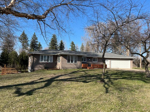 93306 US Highway 71, Windom, MN 56101