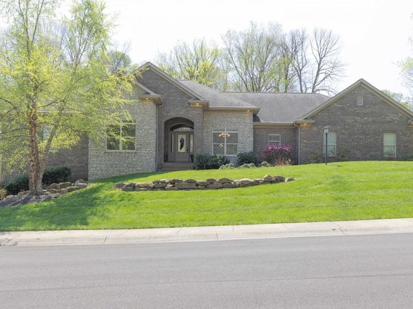 6400 River Ridge Drive, Newburgh, IN 47630