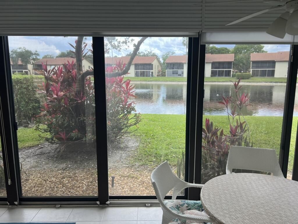 10447 S Circle Lake Drive, Unit 101, Boynton Beach, FL 33437 Photo