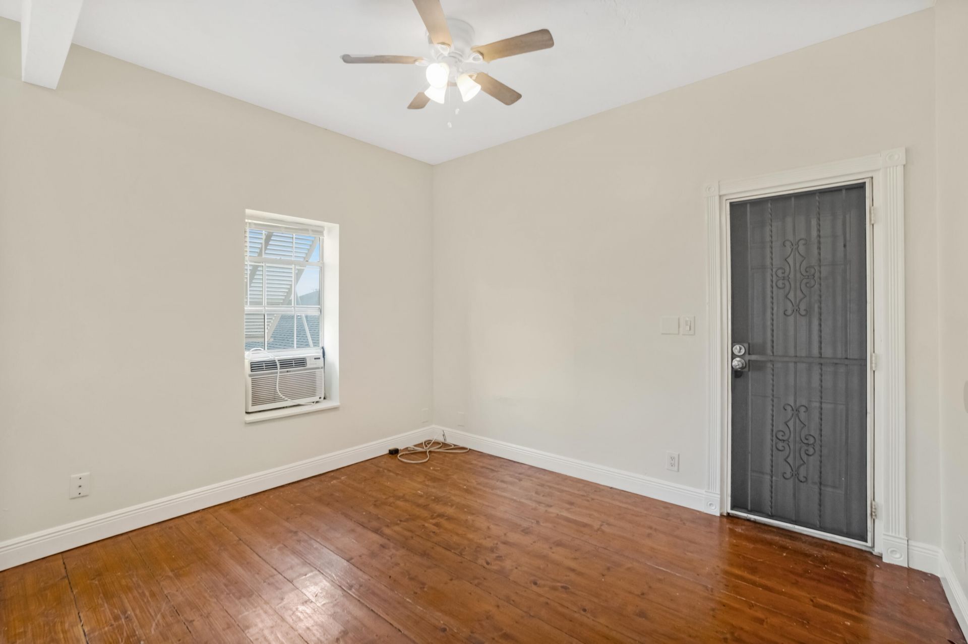 517 Sunrise Court, Lake Worth Beach, FL 33460 Photo